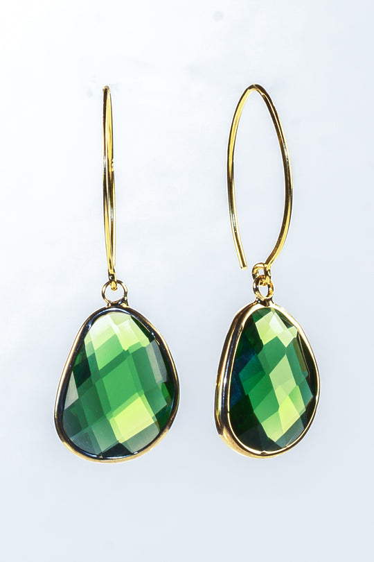 Australian Designed Women's Jewellery. Australian supplier of beautifully designed jewellery for women. Our online store offers a wide range of jewellery styles including bracelets, earrings, necklaces and rings.