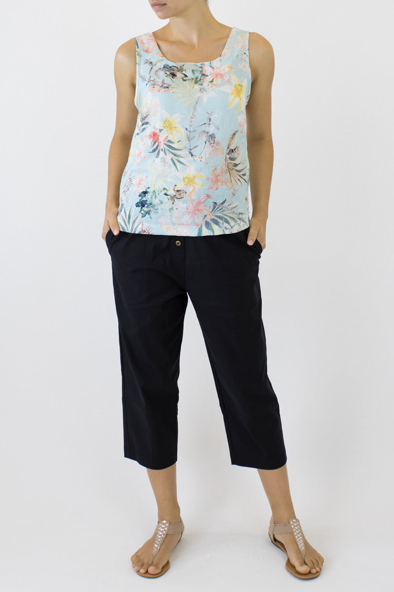 Bedarra 7/8 Length Pants in Cotton Elastine.