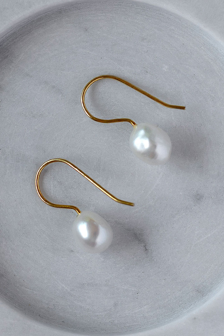 White Pearl Earrings  EAR-74